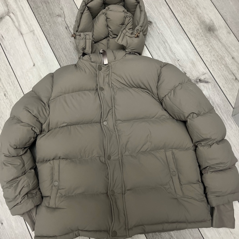 Aritzia Olive Green Puffer Jacket with Hood